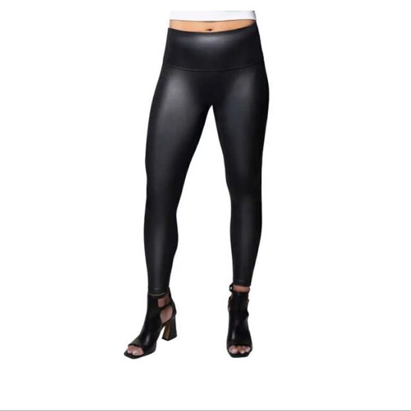 Jane and Bleecker Faux Leather Legging - Picture 5 of 9
